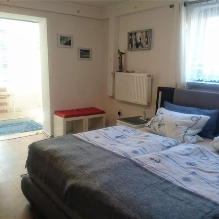Ferienwohnung Neuensien Sellin  外观 照片